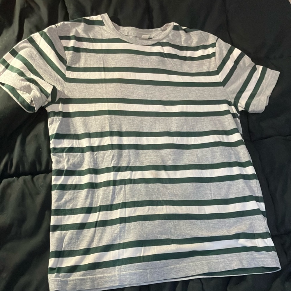 Men’s Medium Striped Shirt